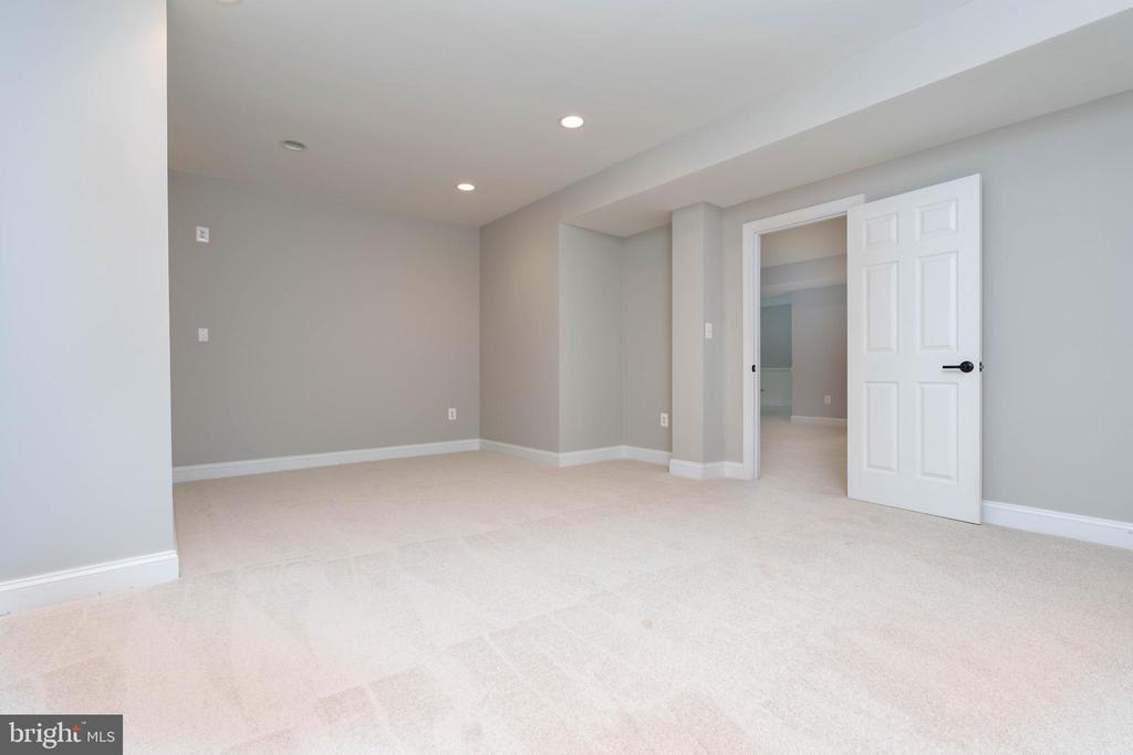 15050 DORAL PLACE