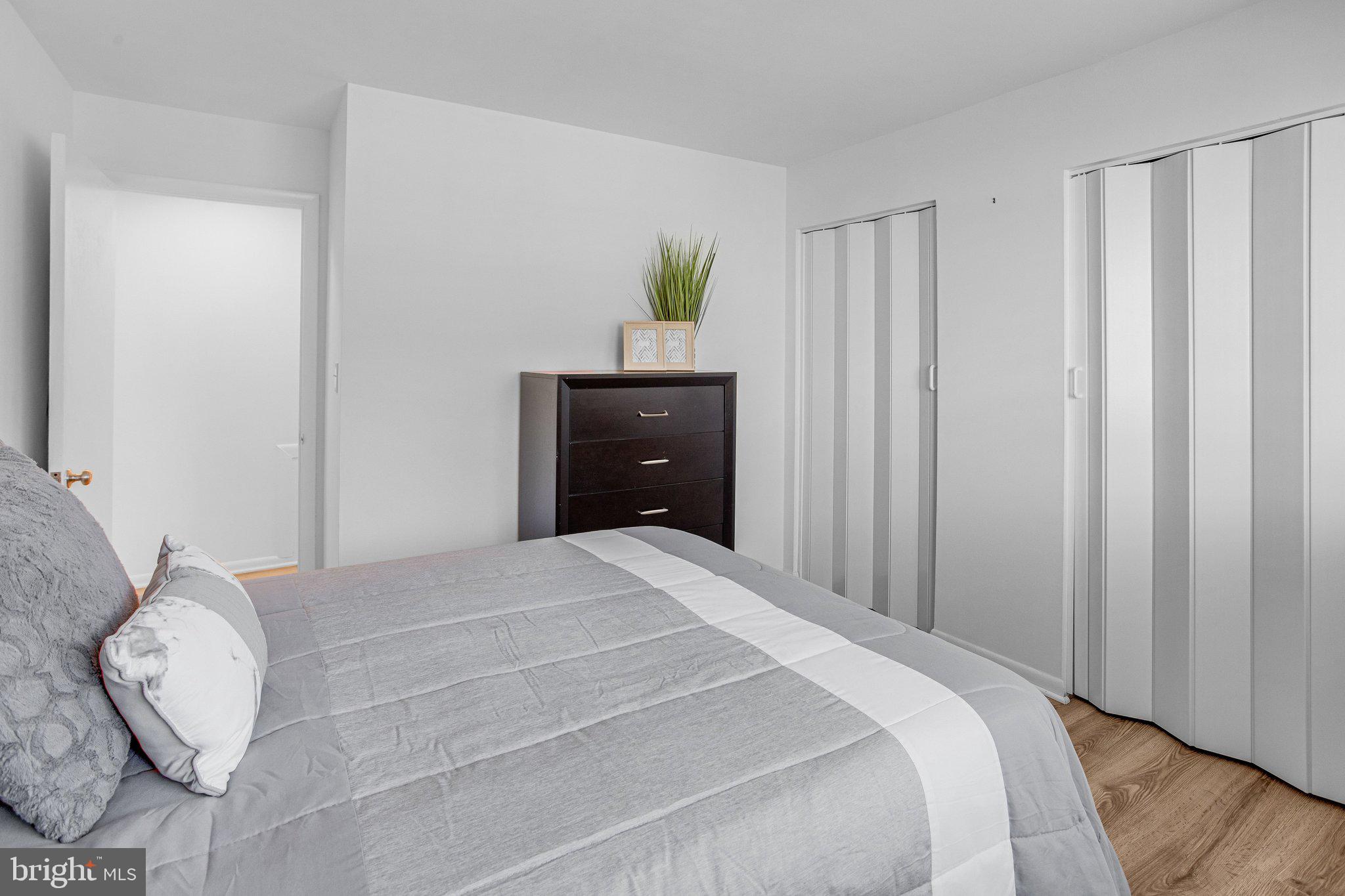 1521 COLONIAL DRIVE 201