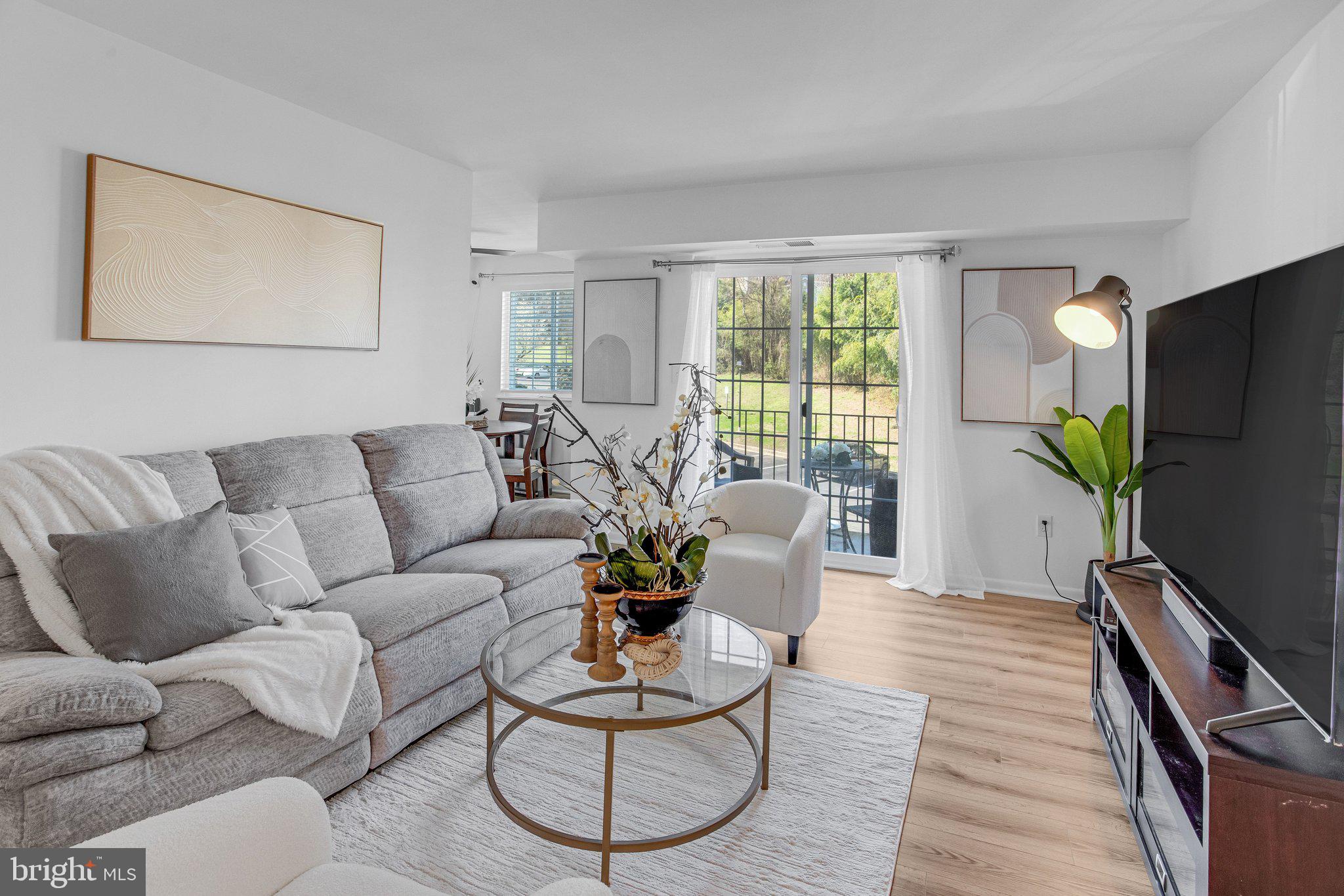 1521 COLONIAL DRIVE 201