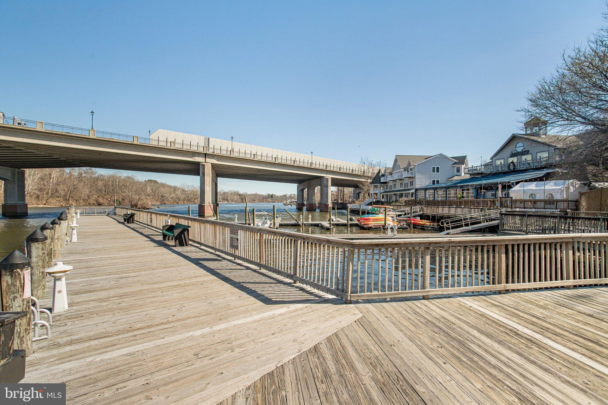 1521 COLONIAL DRIVE 201