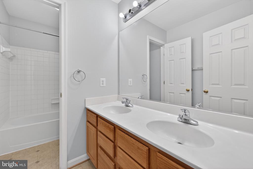 8166 TENBROOK DRIVE
