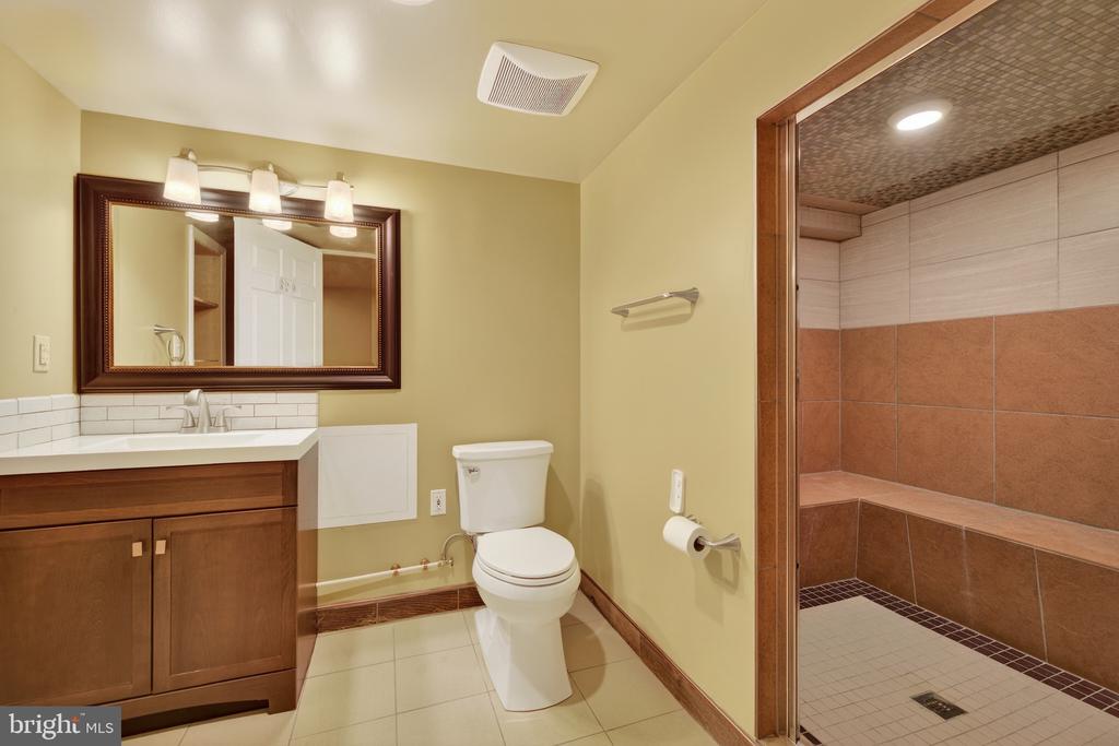 8166 TENBROOK DRIVE