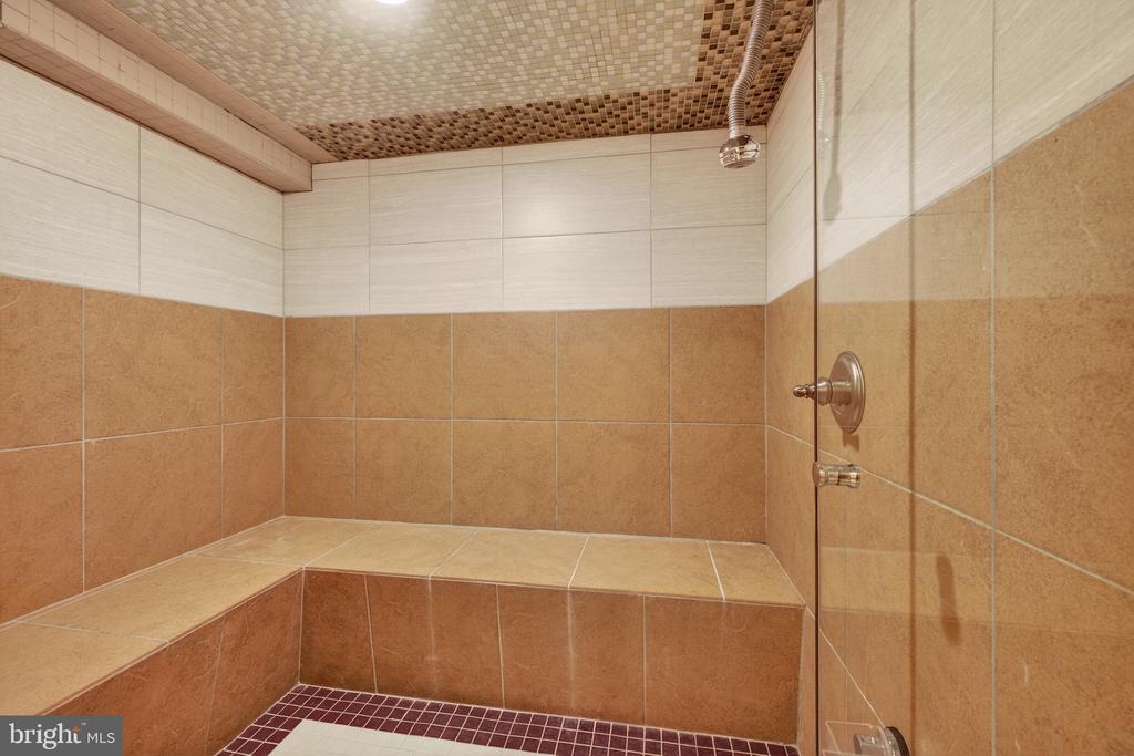 8166 TENBROOK DRIVE