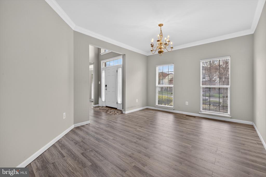 8166 TENBROOK DRIVE