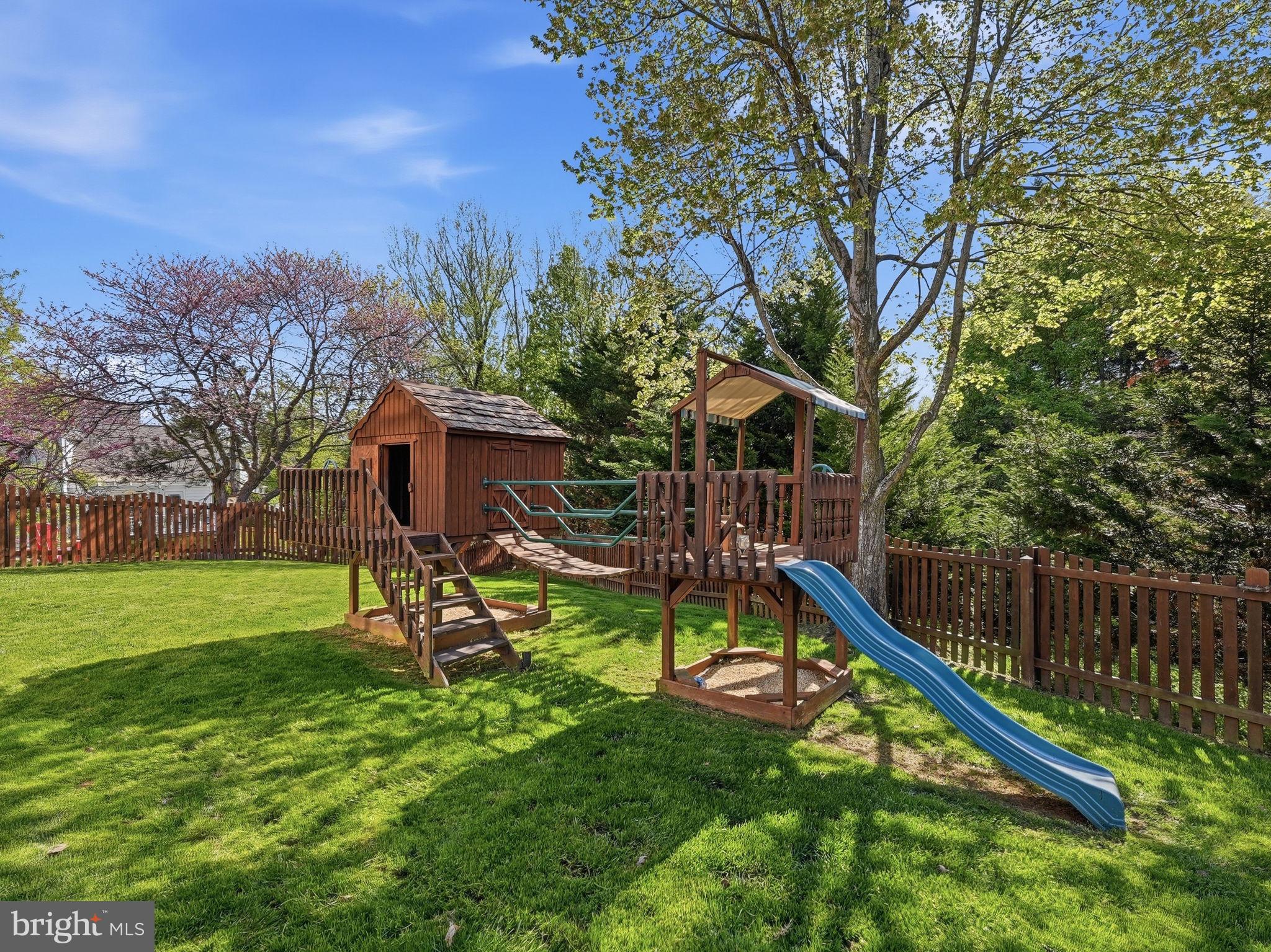 15577 TRISAIL COURT