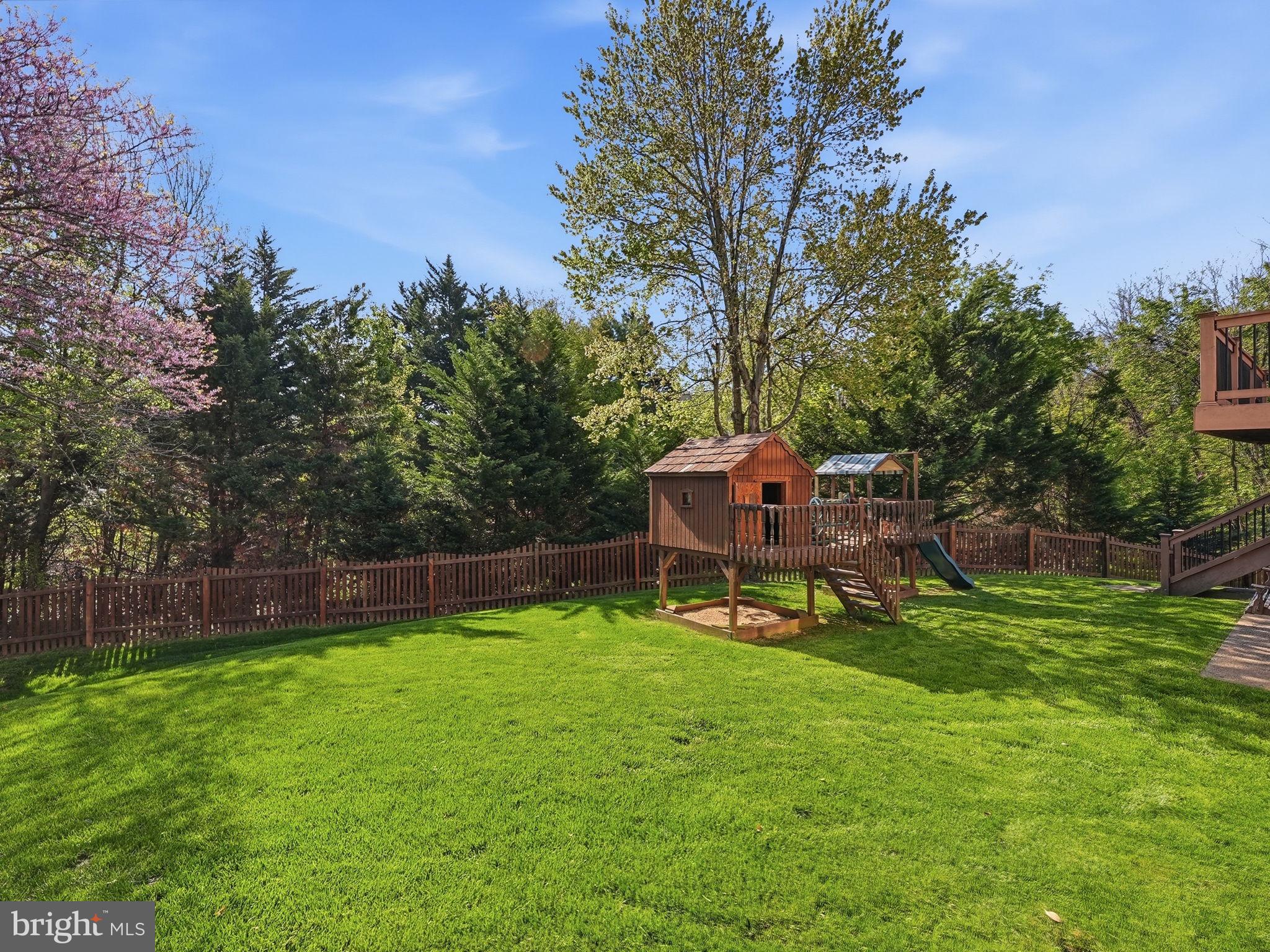 15577 TRISAIL COURT
