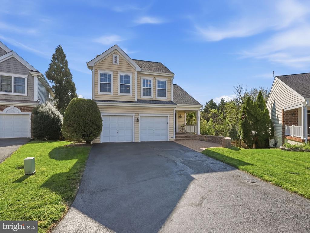 15577 TRISAIL COURT