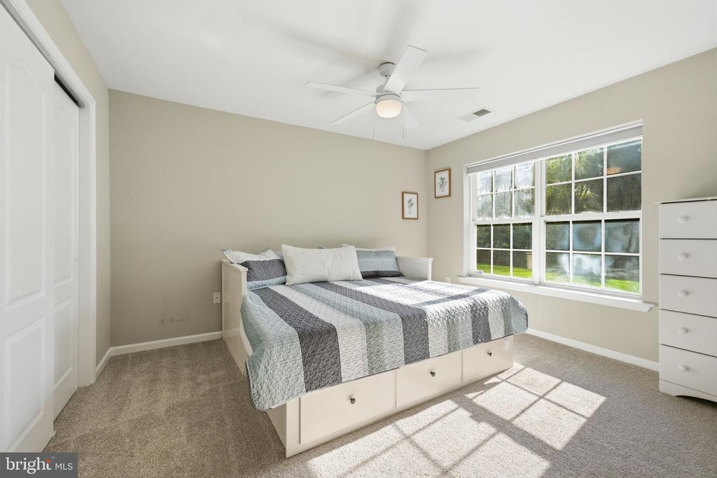 15577 TRISAIL COURT