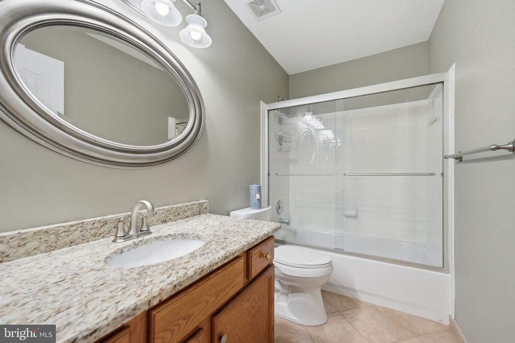 15577 TRISAIL COURT