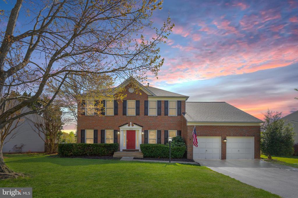 15572 ATTERBURY COURT