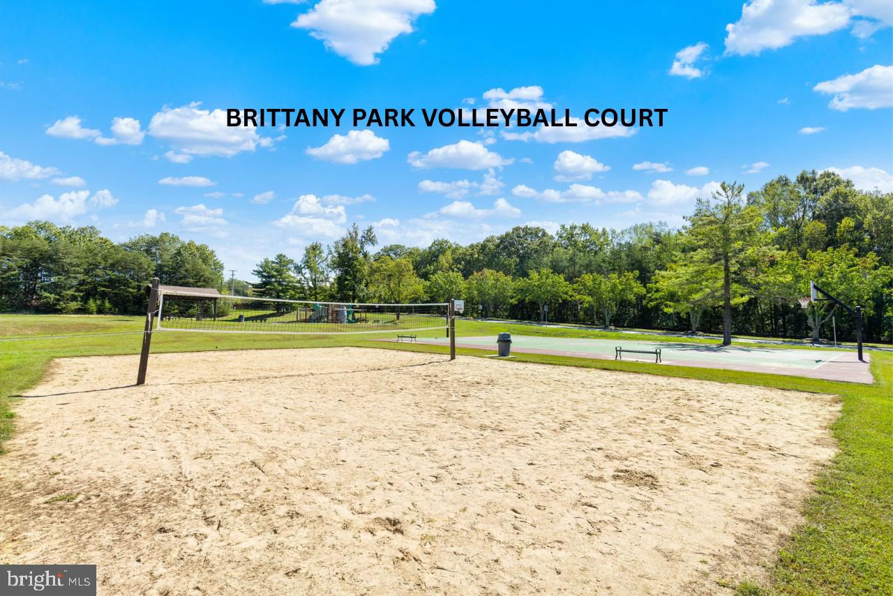 15572 ATTERBURY COURT
