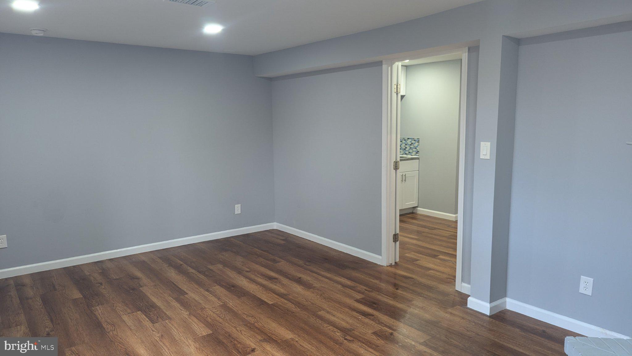 3460 BROOKVILLE LANE