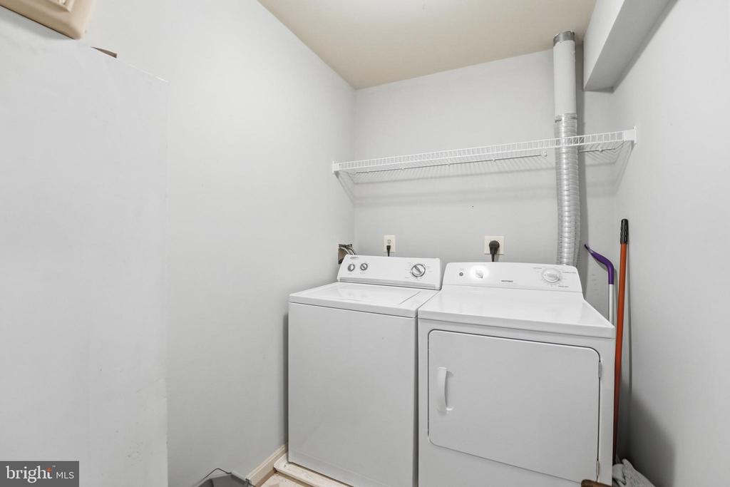 13568 FILLY COURT