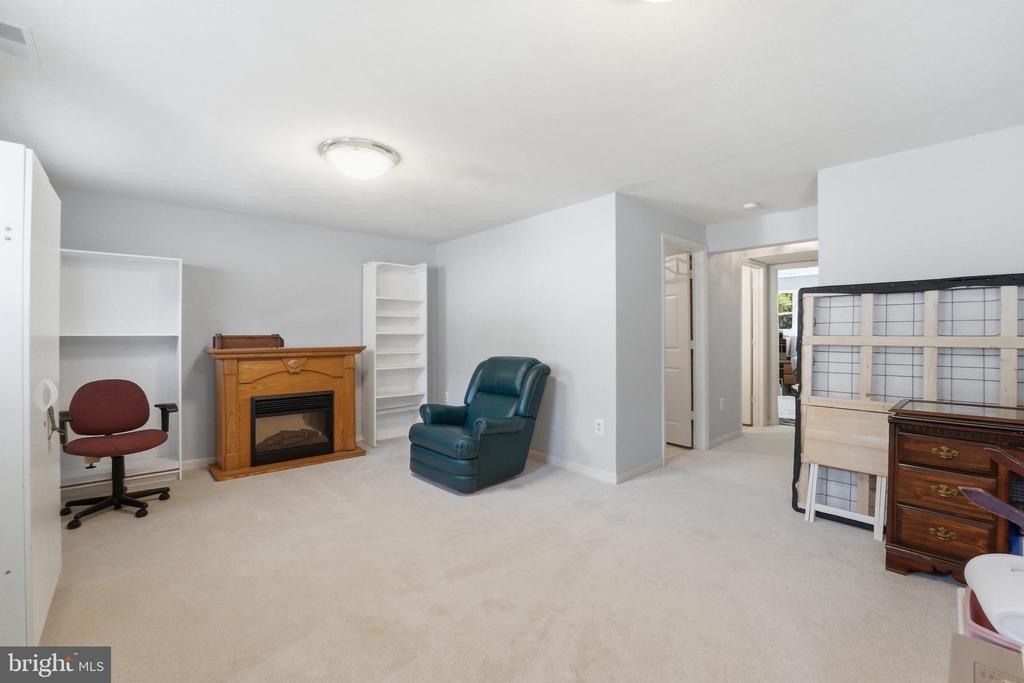 13568 FILLY COURT