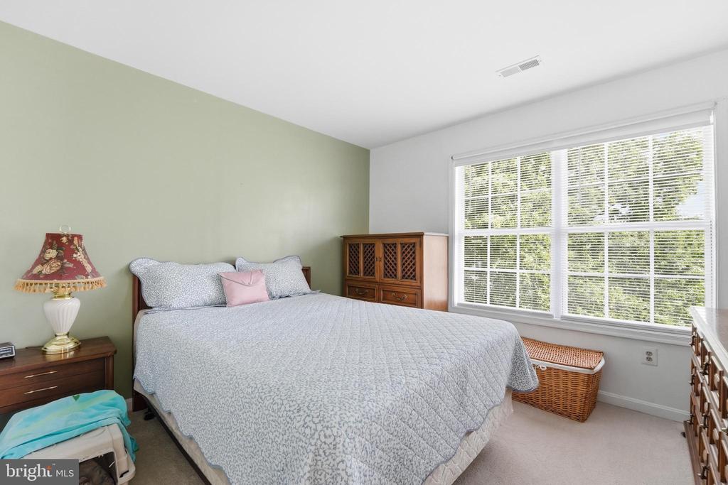 13568 FILLY COURT
