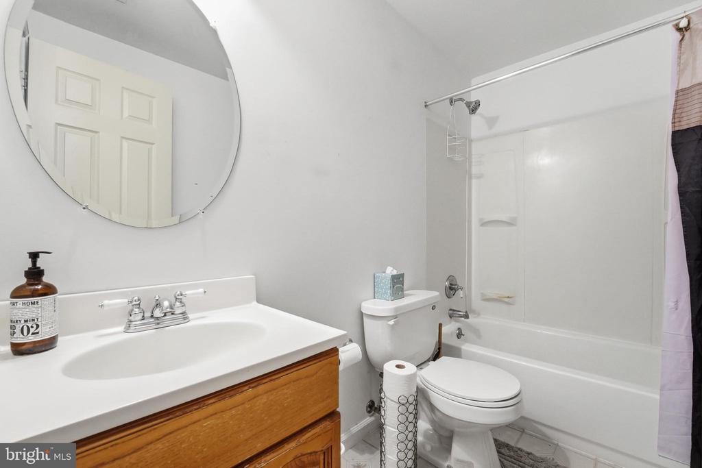 13568 FILLY COURT