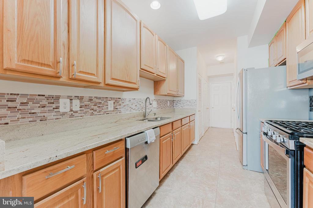 13075 SIDLAW HILLS LANE