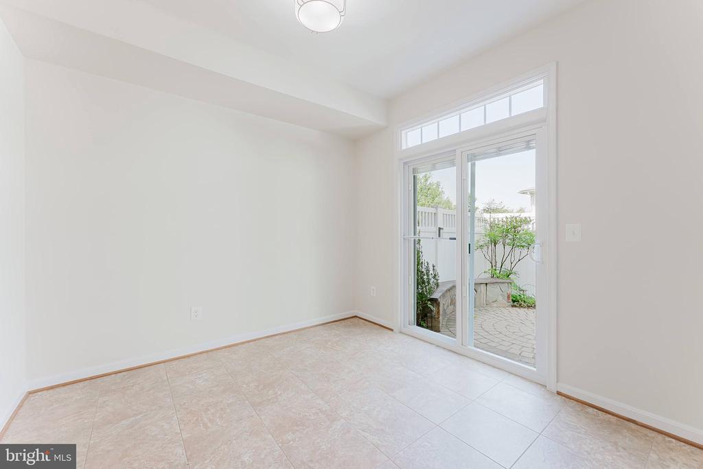 13075 SIDLAW HILLS LANE
