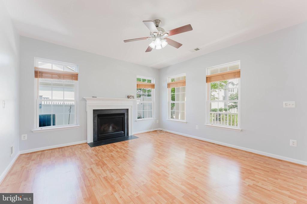 13075 SIDLAW HILLS LANE