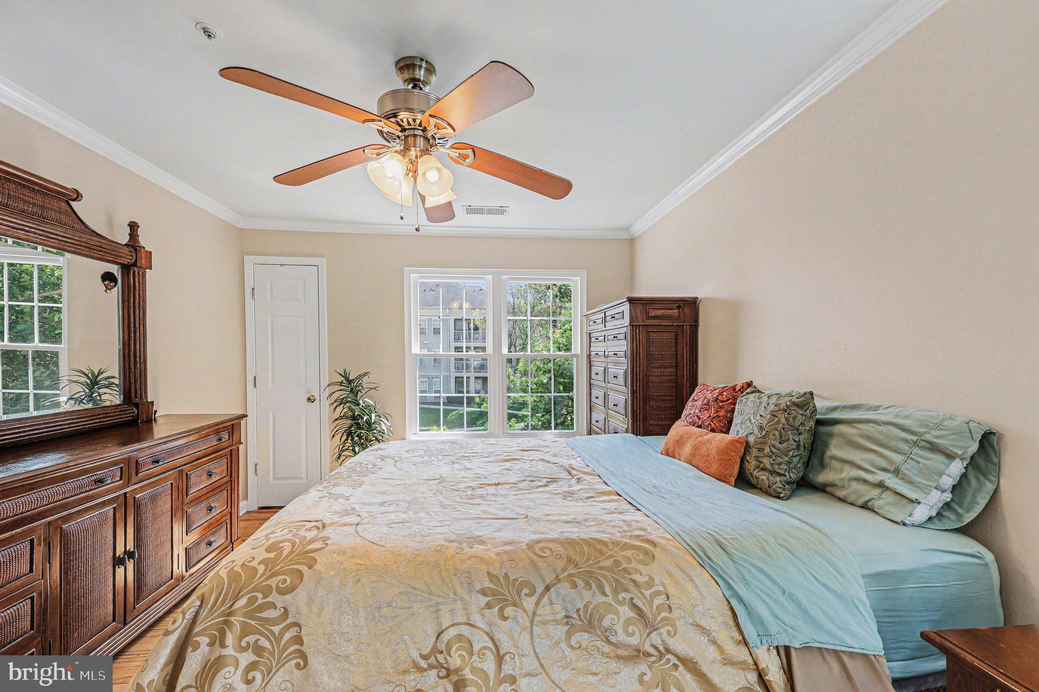 1067 GARDENVIEW LOOP 201