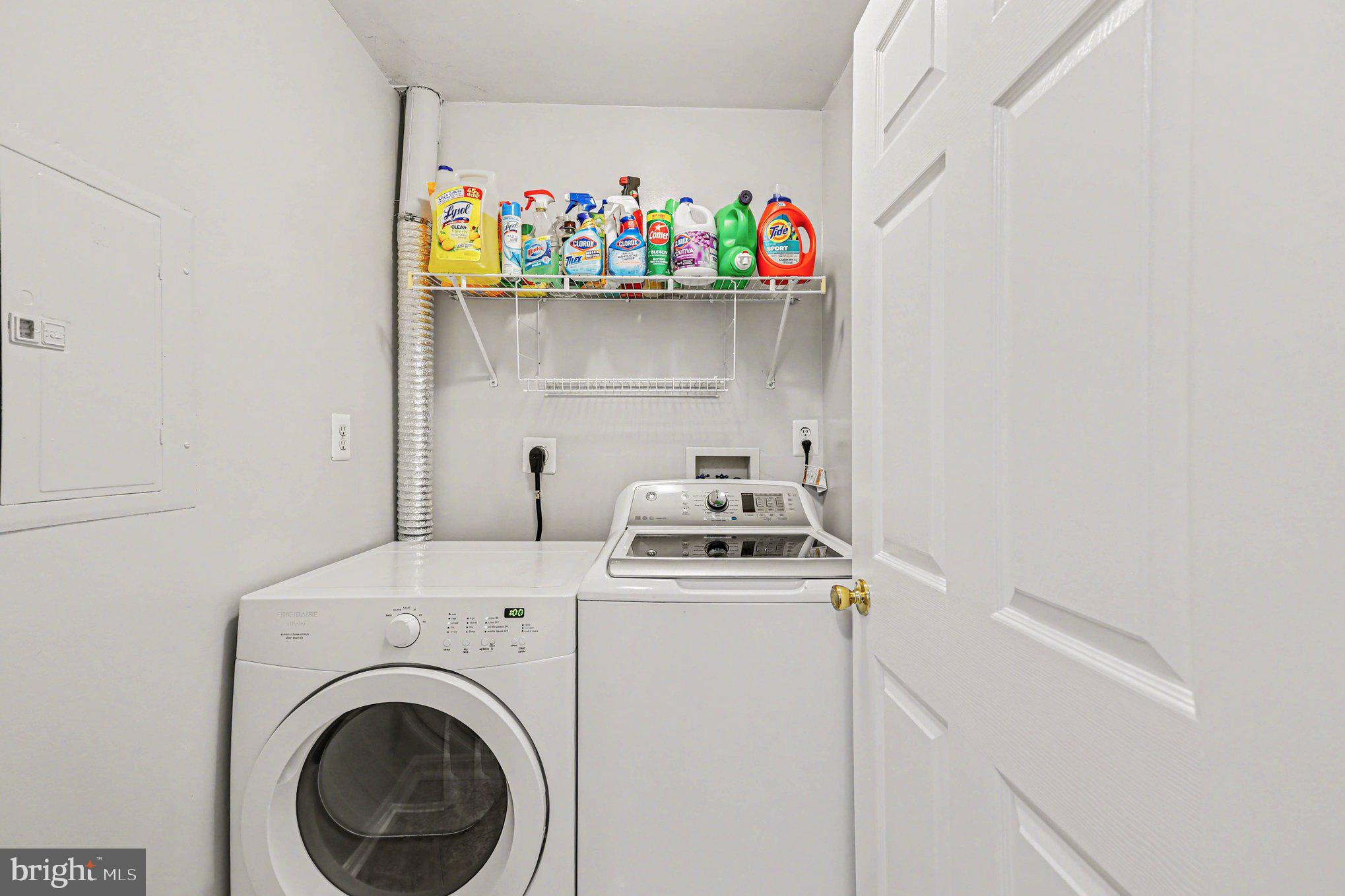 1067 GARDENVIEW LOOP 201