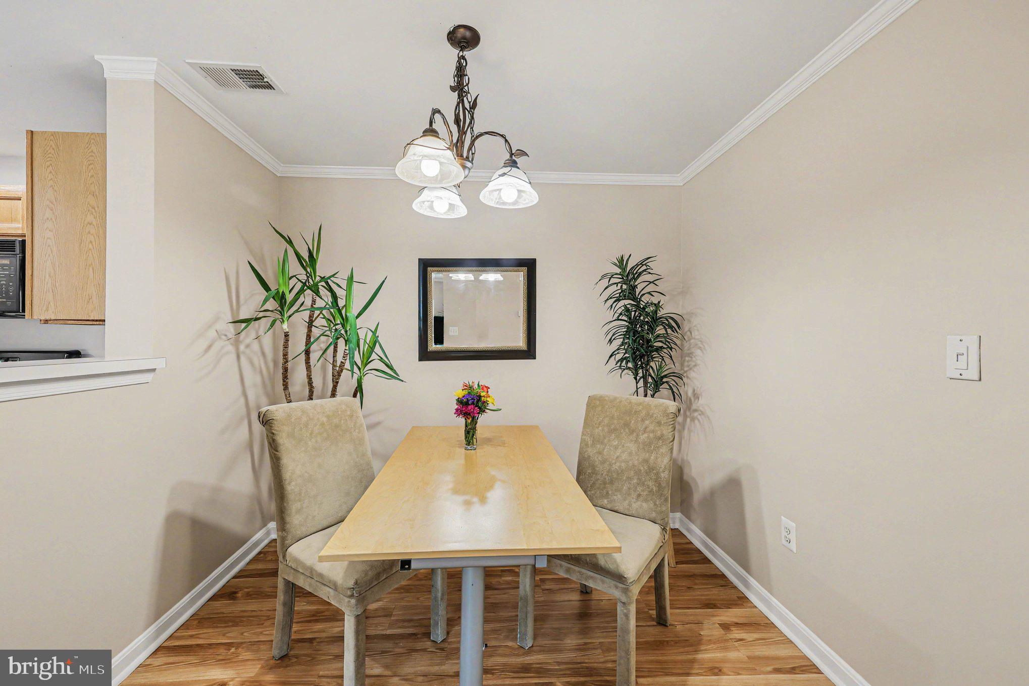 1067 GARDENVIEW LOOP 201