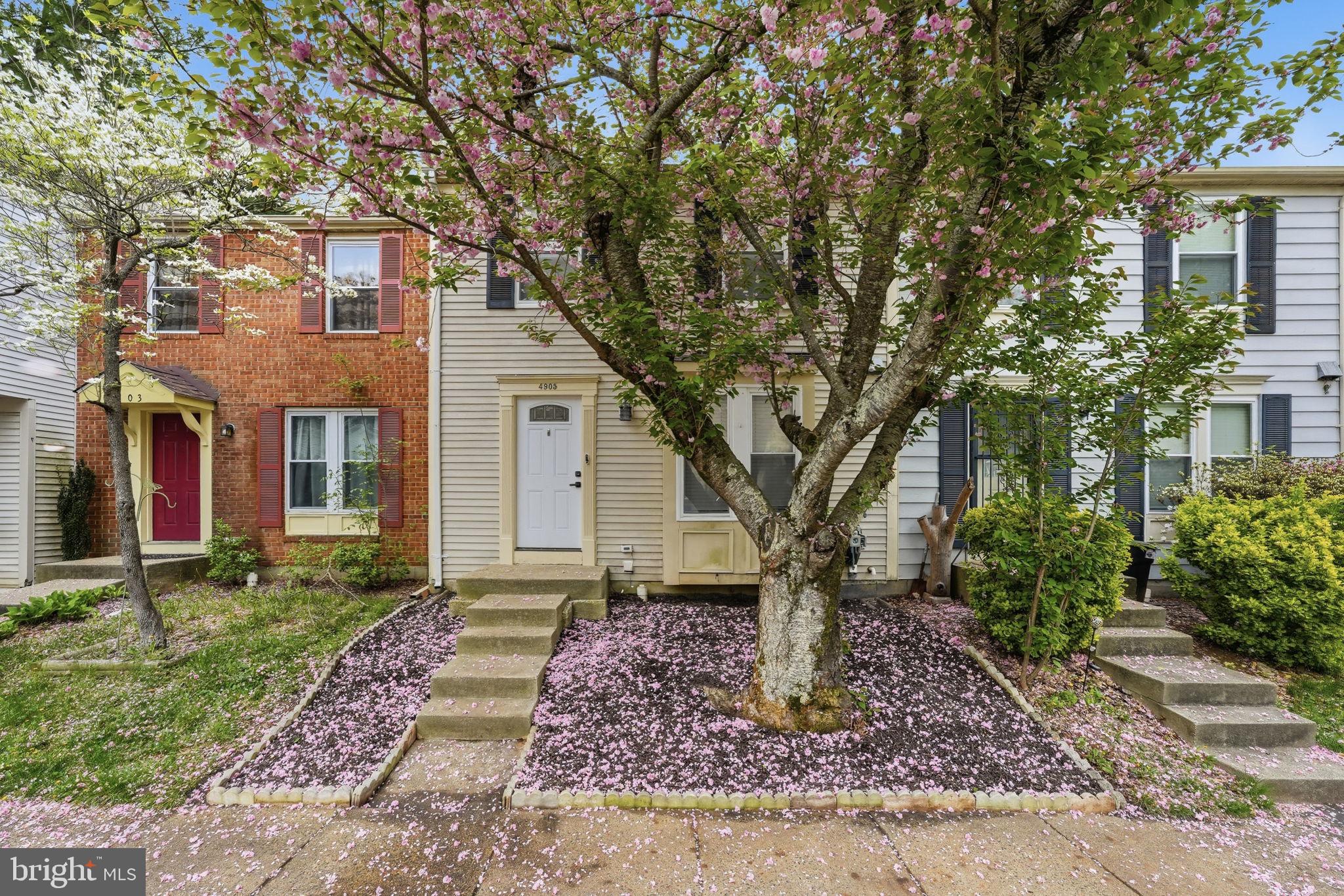 4905 SUGAR MAPLE LANE