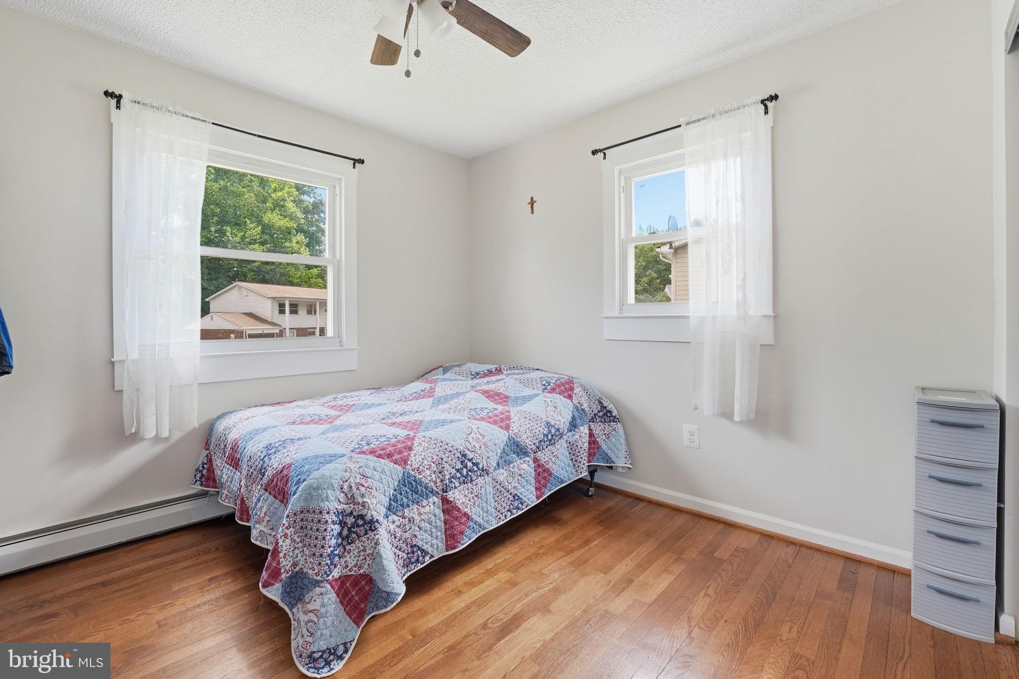 4527 GLENDALE ROAD