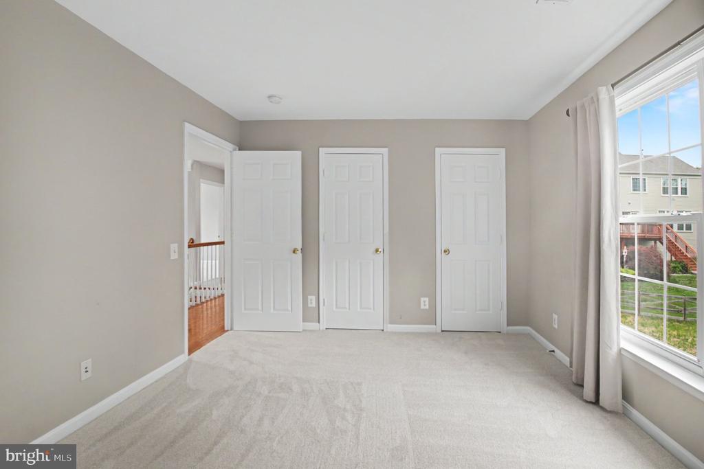 15082 STEPPING STONE DRIVE
