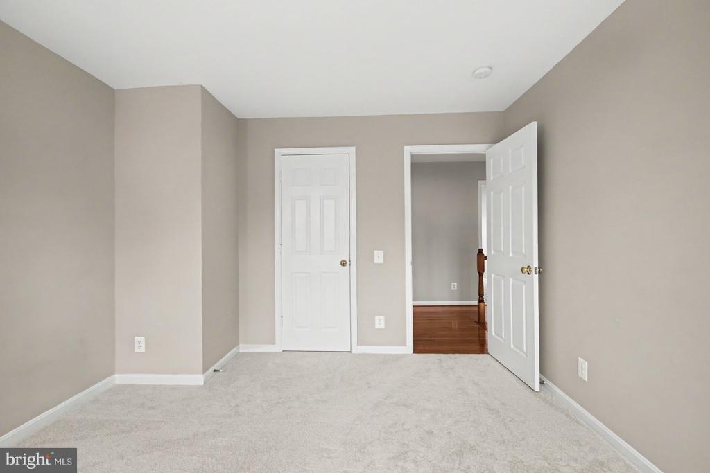 15082 STEPPING STONE DRIVE