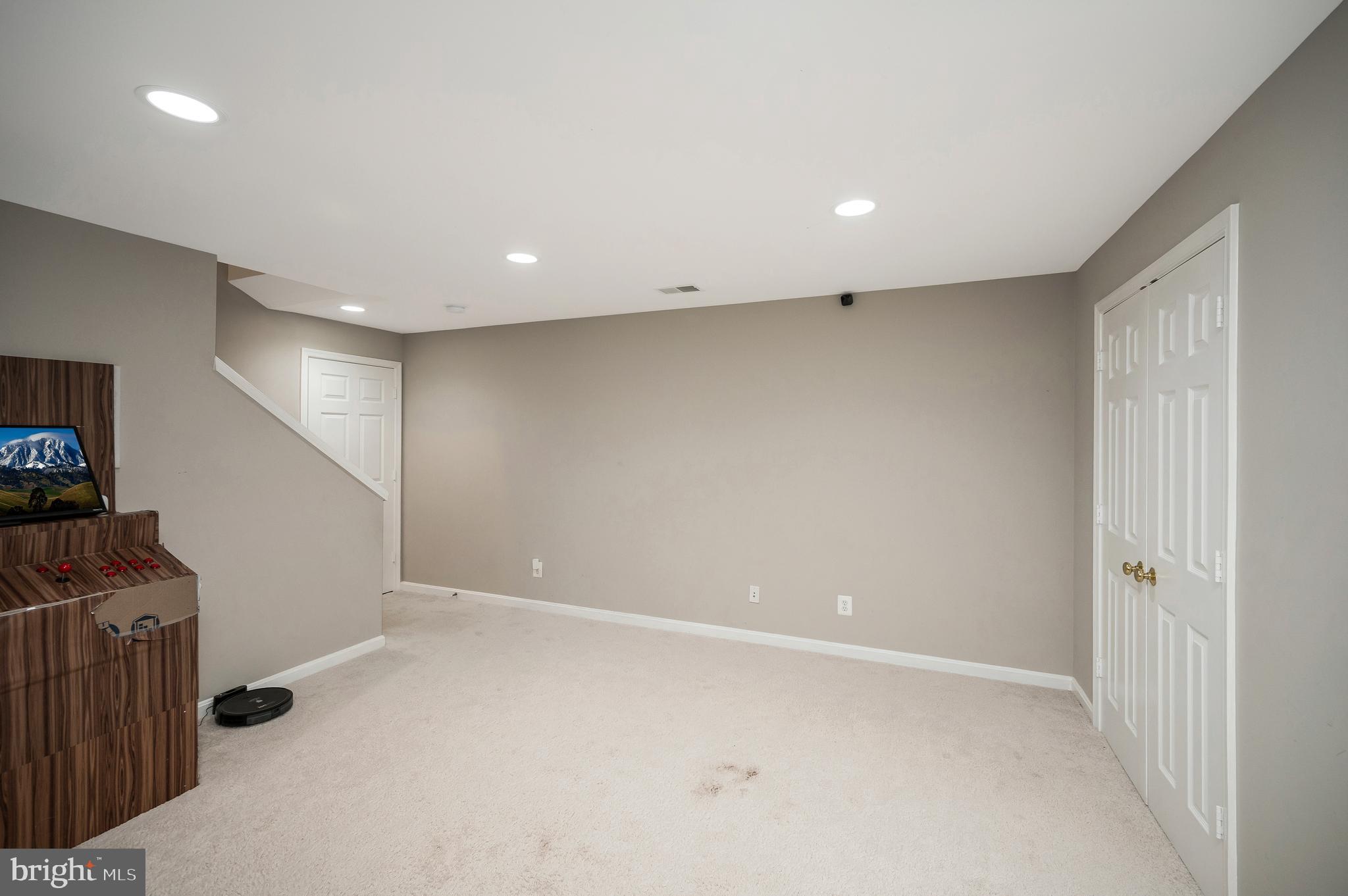15082 STEPPING STONE DRIVE