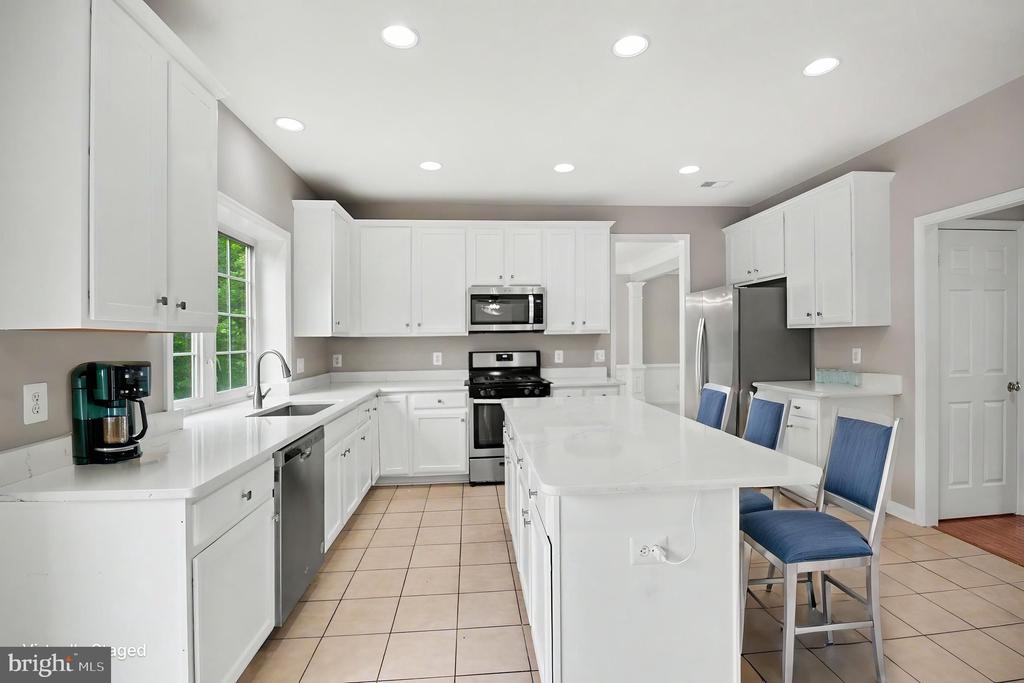 15082 STEPPING STONE DRIVE