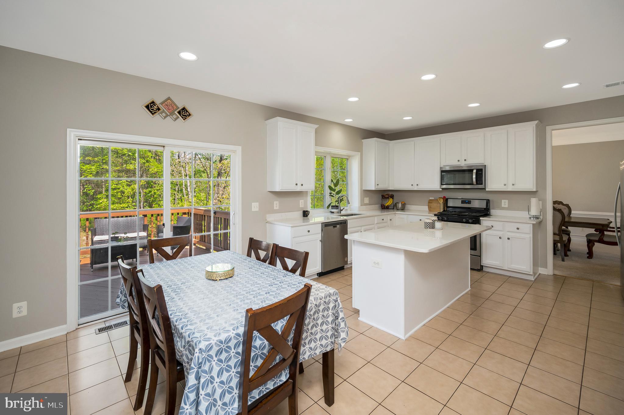 15082 STEPPING STONE DRIVE