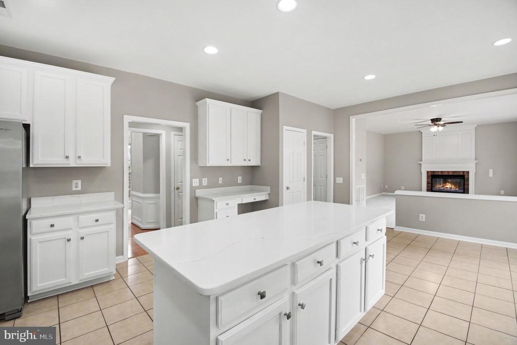 15082 STEPPING STONE DRIVE
