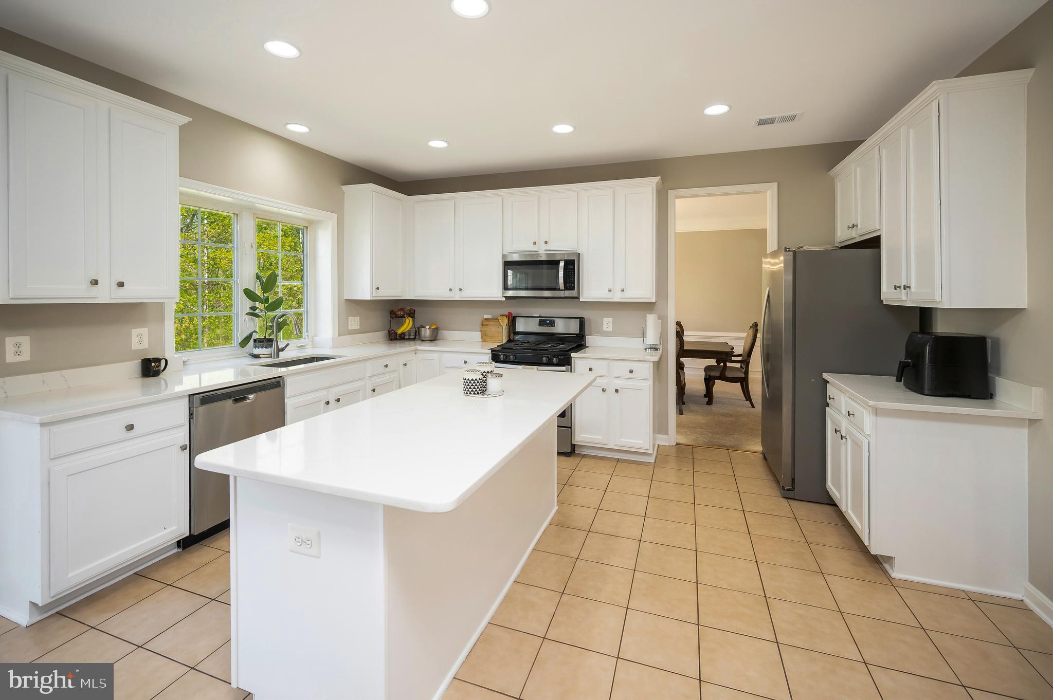 15082 STEPPING STONE DRIVE