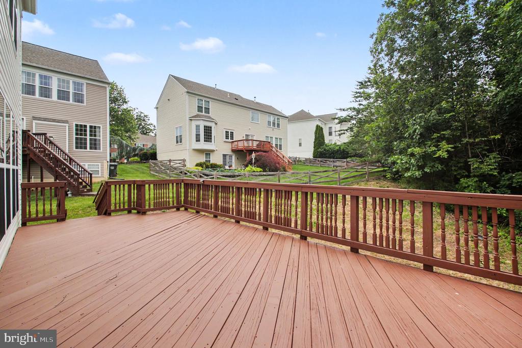 15082 STEPPING STONE DRIVE