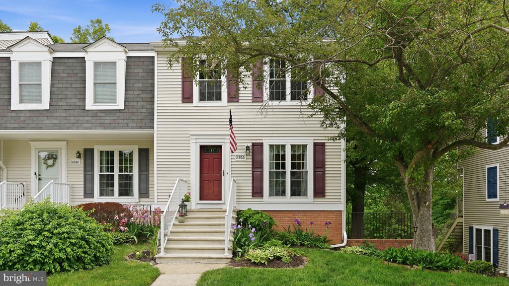 2866 BURGUNDY PLACE