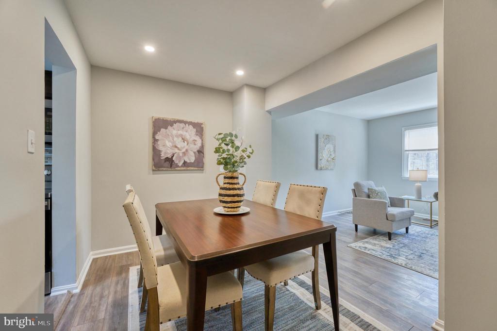 12488 SKIPPER CIRCLE