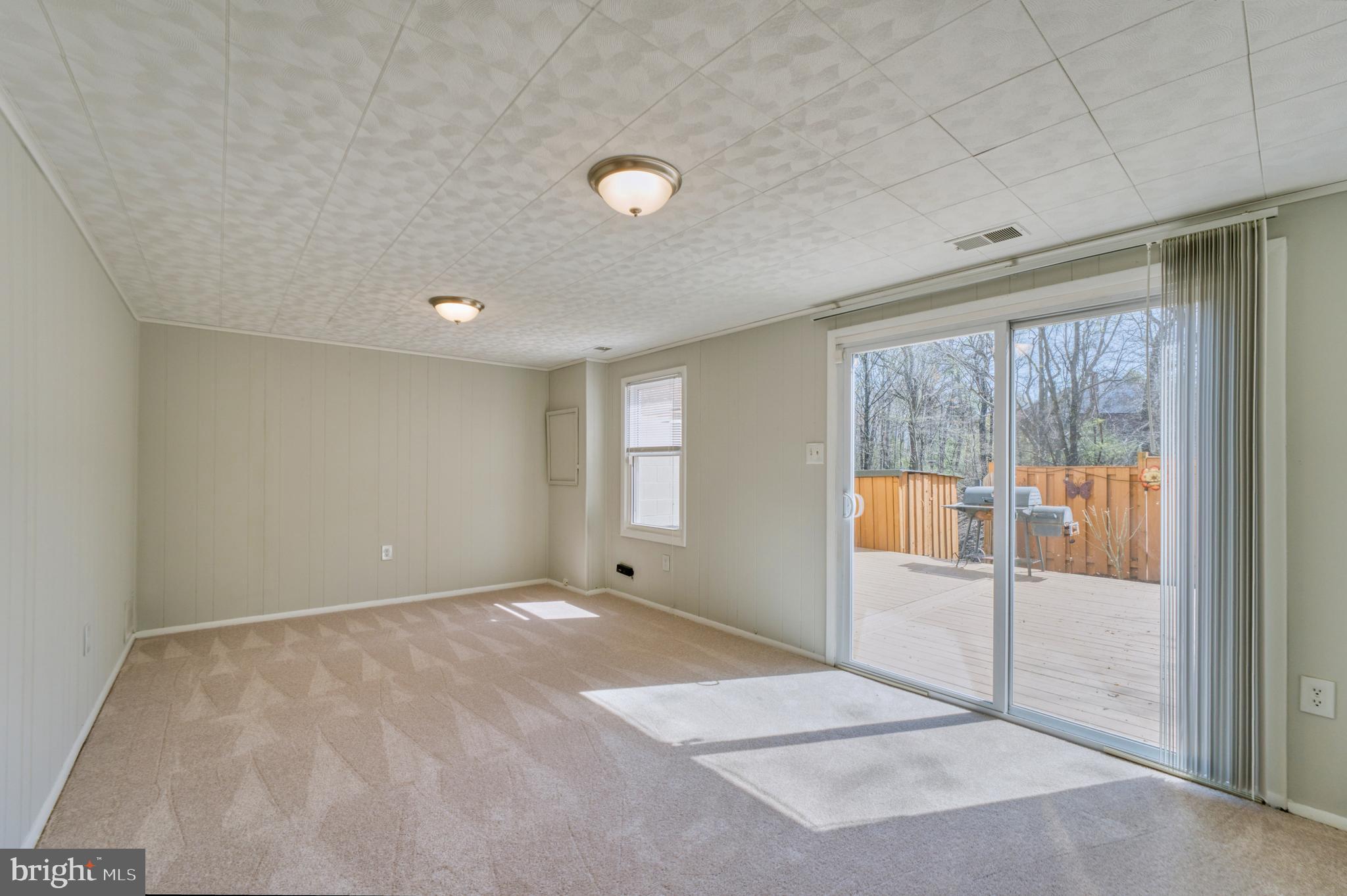 12488 SKIPPER CIRCLE