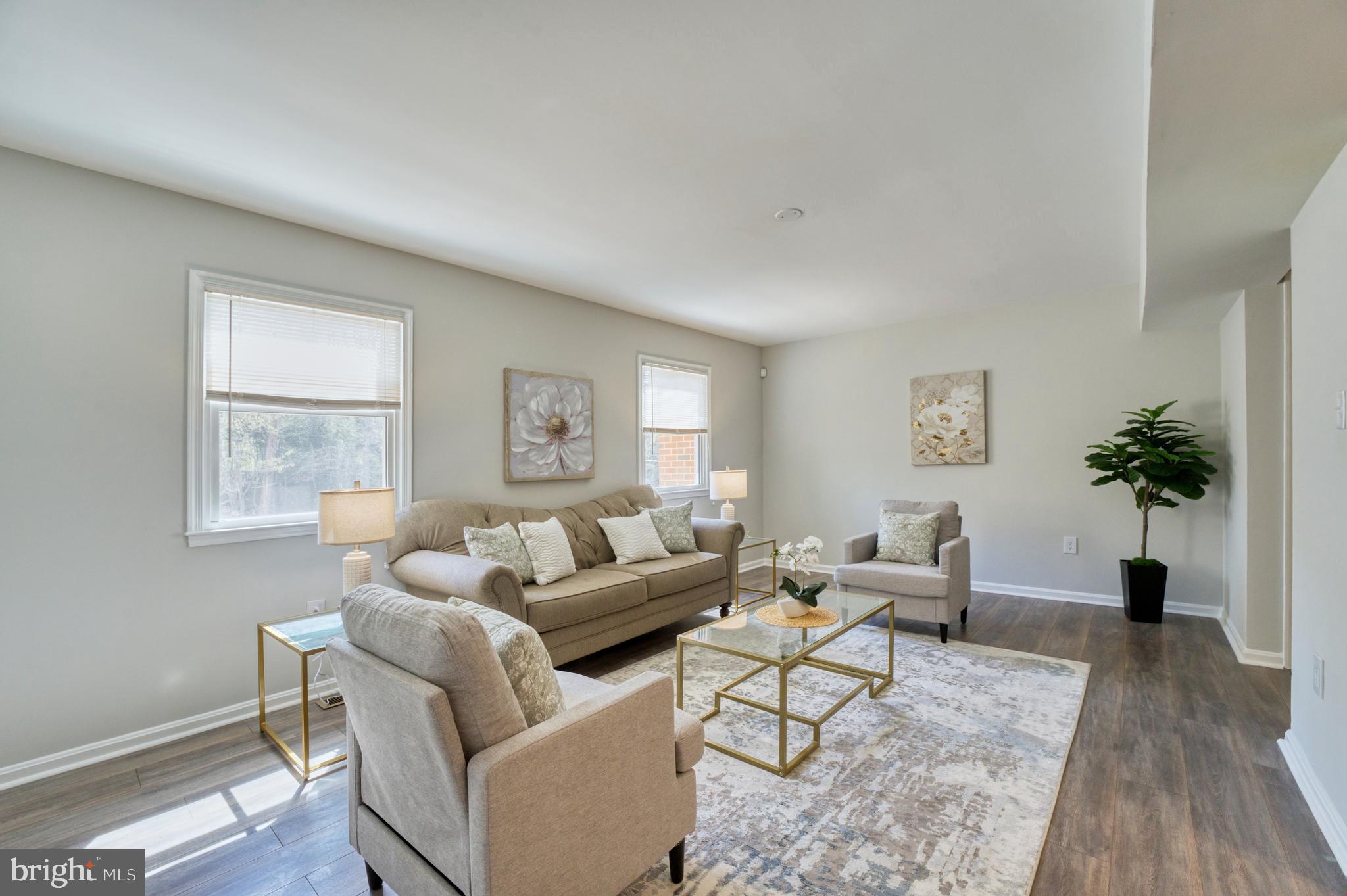 12488 SKIPPER CIRCLE