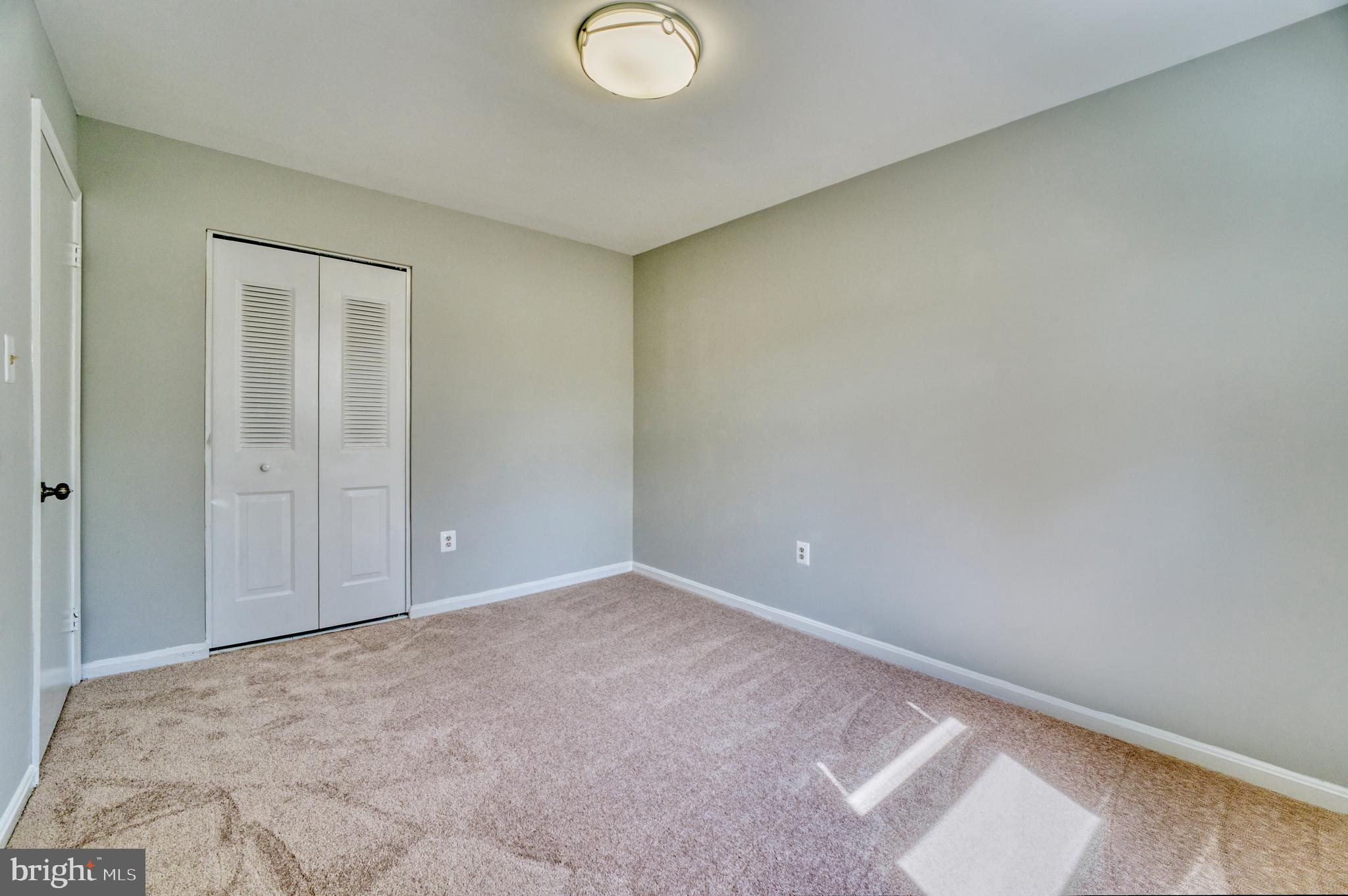 12488 SKIPPER CIRCLE