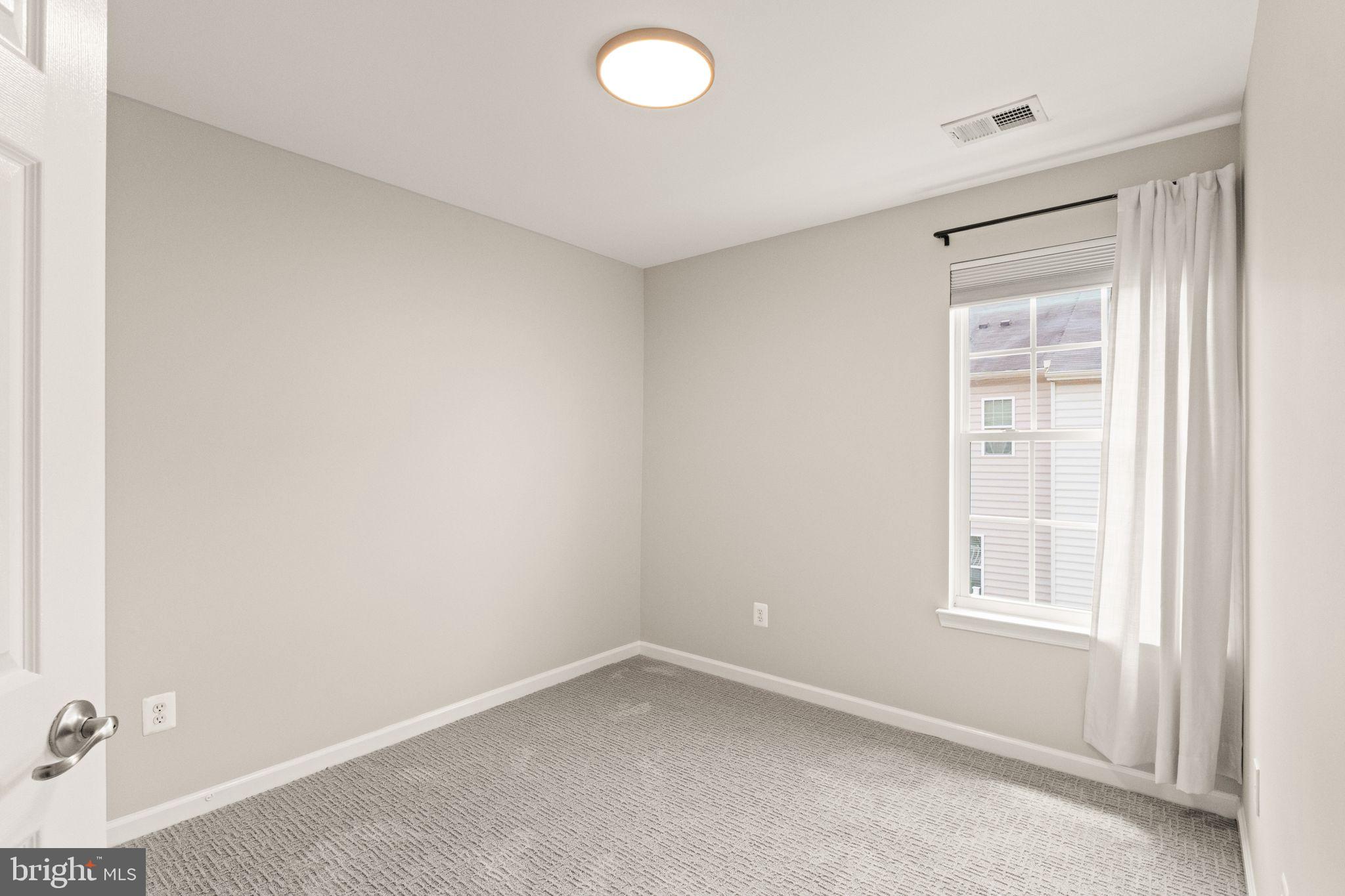 7015 TREK WAY