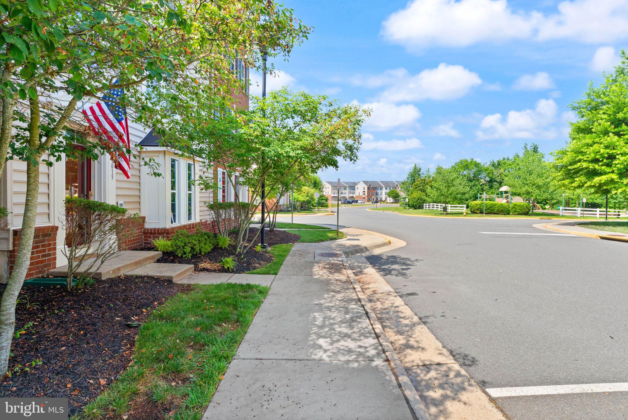 7015 TREK WAY