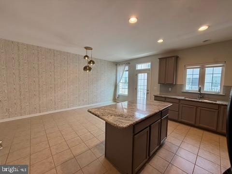 7015 TREK WAY