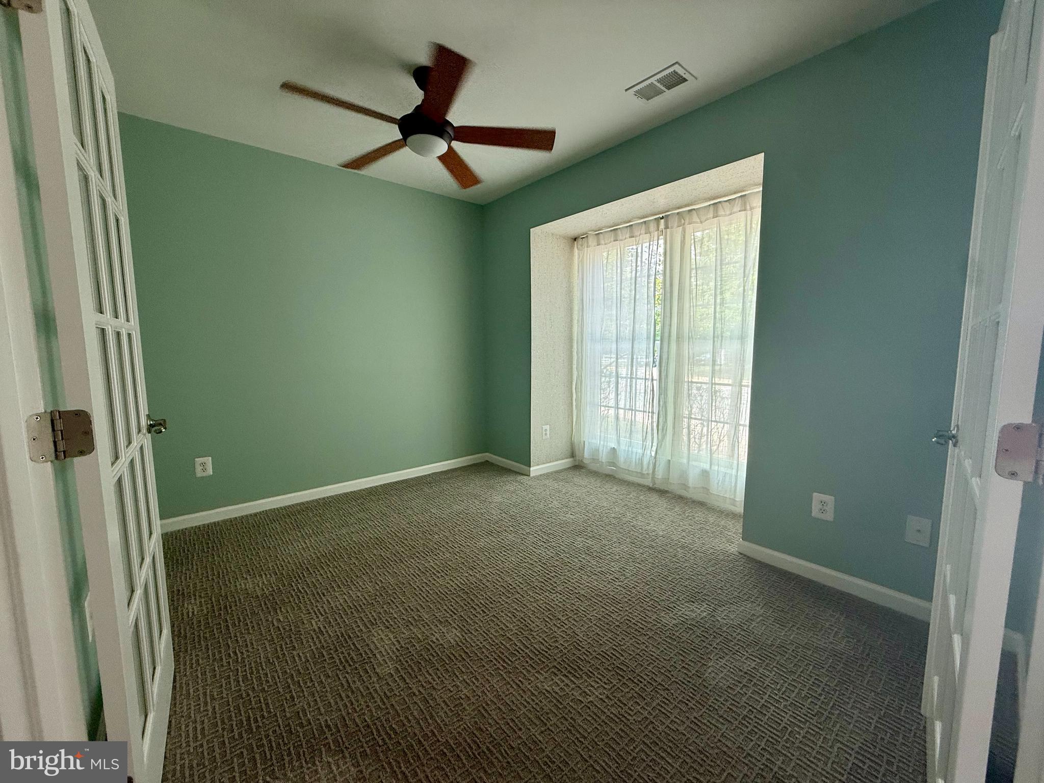 7015 TREK WAY