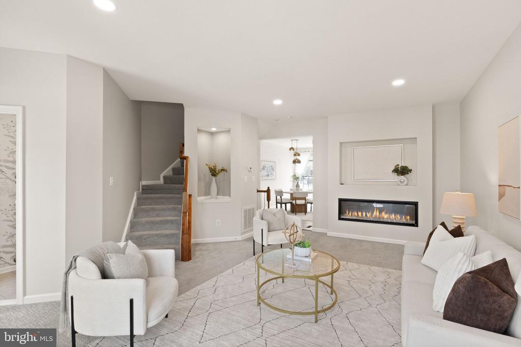 7015 TREK WAY