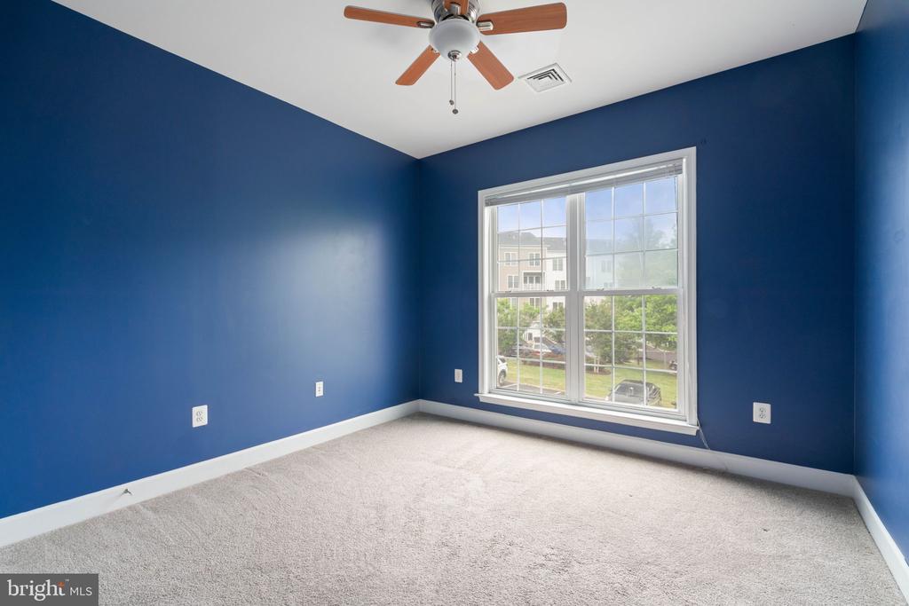 2392 BROOKMOOR LANE