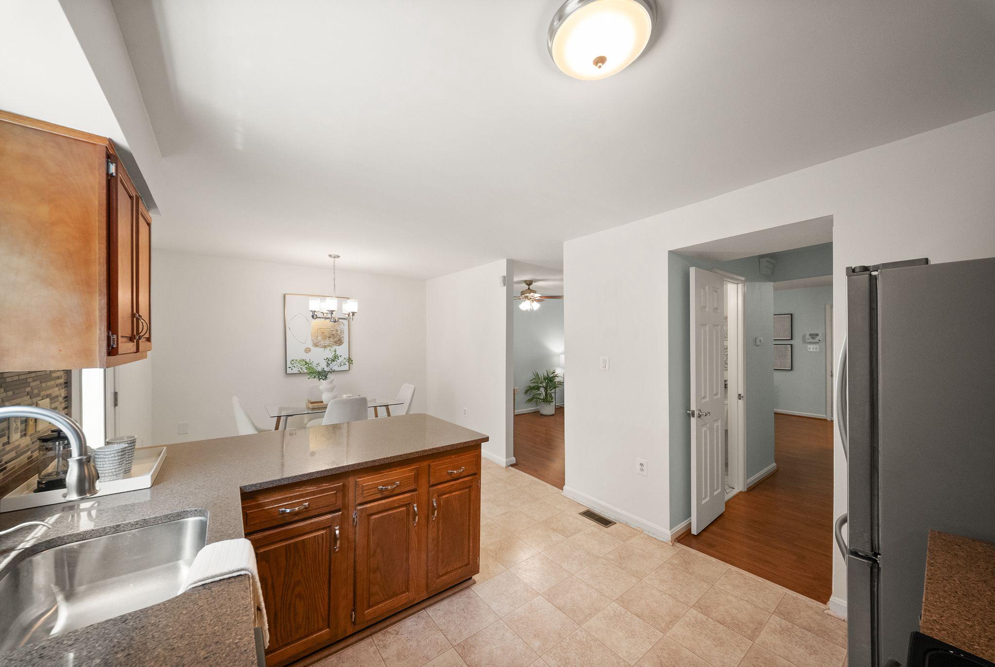 15325 WATERS EDGE COURT