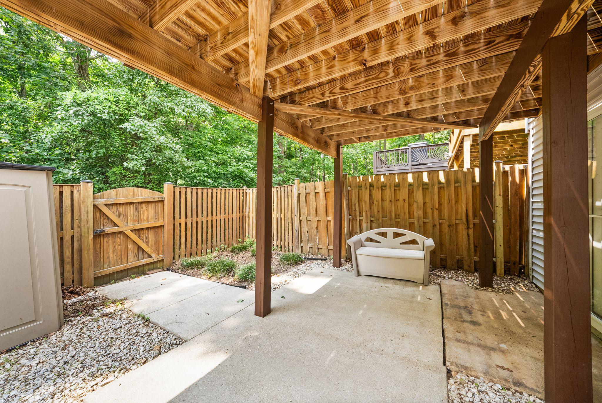 15325 WATERS EDGE COURT