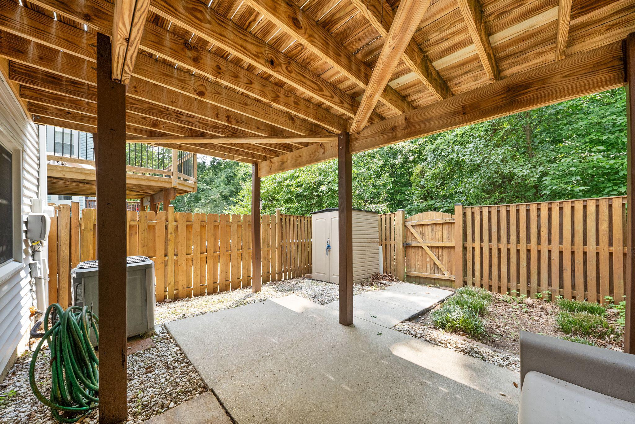 15325 WATERS EDGE COURT